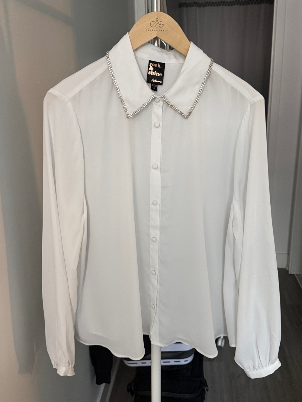 Reitmans White Button-Front Blouse with Rhinestone Collar